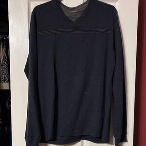 Van Heusen Men's Dark Blue V-Neck long sleeve shirt large tall